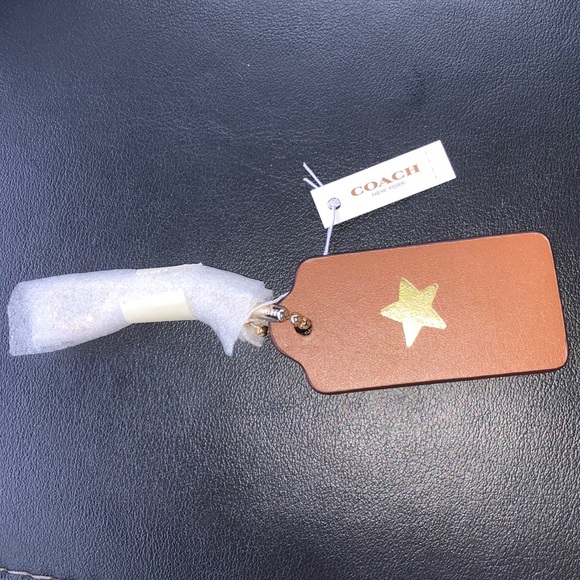 Coach NWT Saddle gold star charm hang tag for bags